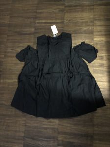 561352 Black